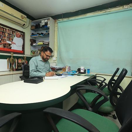 Hotel Space Setter Bhubaneswar Bagian luar foto